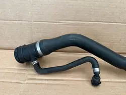 Tuyau d'eau BMW F20 F21 7596832 7600594