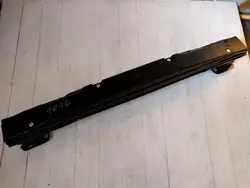 Poutre de pare-chocs arrière OEM 755B72424R Dacia Duster