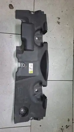 Cubierta cinturón delantero OEM 1668125020 Toyota RAV4 5