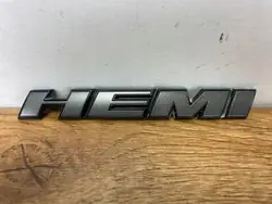 Emblème lettre HEMI OEM EMBLEMATHEMI pour Dodge Challenger