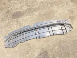 Capa de para-choque dianteiro Toyota Aygo AB10 2012 526180H010