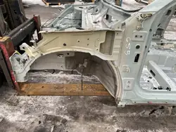Aleta delantera izquierda Hyundai Kona II 2023 OEM 292102