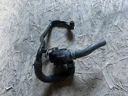 Extra vattenpump Audi Q5 A4 B9 OEM 04L965559A