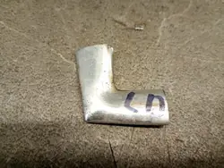 OEM Lacznik uszczelki szyby chrom - Vasen Ala Mercedes W123:lle