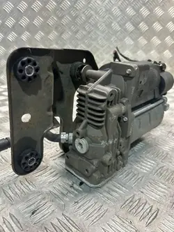 Compresseur de suspension BMW X5 (E70) 2012 EBLV2008B4