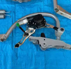 OEM A2068204100 Heckklappenmechanismus für Mercedes C-Klasse