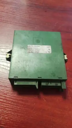 Unidade de controlo BMW 5 E34 OEM 1382841 - Usado