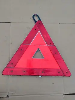 Triangle de signalisation OEM 1245900212 Mercedes W124