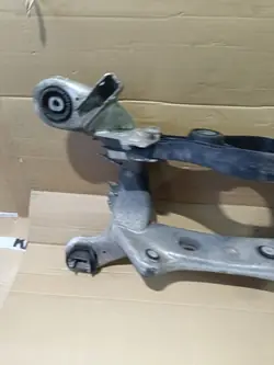 Cuna trasera usado OEM 342342332131232 para W222