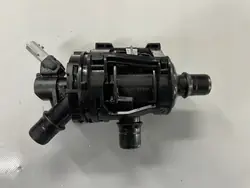 Renault OE Termostaatti OEM 212000058R Käytetty