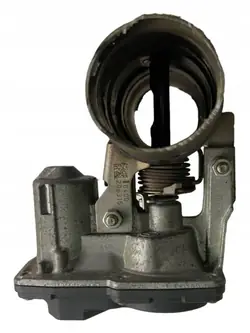 Moottoriosa Mazda CX-5 OEM 52302100 - Käytetty