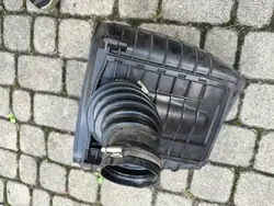 Porsche Macan ilmansuodinkotelo OEM 95B129607D