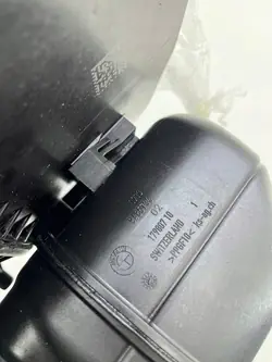 Réservoir d'expansion BMW 5 G30 G31 Complet 9485733
