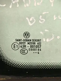 Para-brisa dianteiro direito VW Caddy IV Furgão E000186