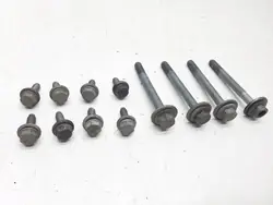 Parafusos de Viga Traseira Suspensão OEM AUST124830