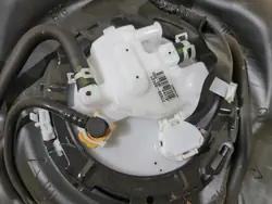 Pompe à carburant Toyota OEM 77020-02C21 Corolla Hybride