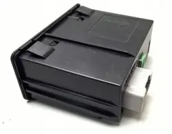 Mazda SD/USB/AUX-lukija OEM D09H-669U0B - Käytetty