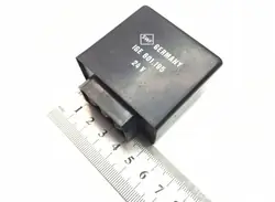 BOVA OEM 601195 Ruitenwissermotorrelais - Gebruikt