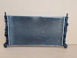 Radiateur d'eau Mazda 3 C-Max Focus II V50 C30 C70