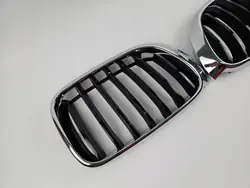 BMW X3 F25 Njure Grill Vänster Höger Set OEM 51117338572 51117338571