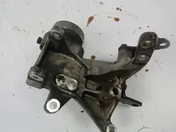Suzuki Swift II/III Kompressorikiinnike OEM AK-6-78081