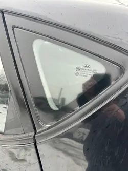 Vidro Lateral Esquerdo Hyundai i30 OEM - Peça Original