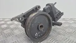 Pompe de direction A0064661501 Mercedes-Benz