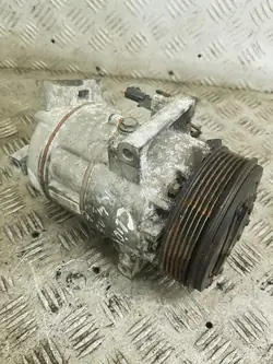Compressore A/C Renault Clio 4 OE 926001243R