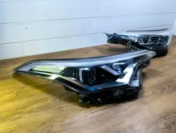 TOYOTA CHR CH-R Frontscheinwerfer Rechts 81130-F4030-00