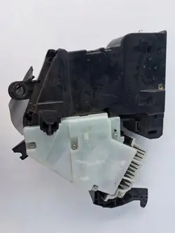 Toyota Prius head-up-näyttö OEM 8310847020D
