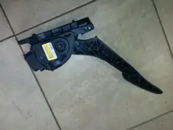 Pedal do acelerador OEM BJ32-9F836-CB para Range Rover Evoque