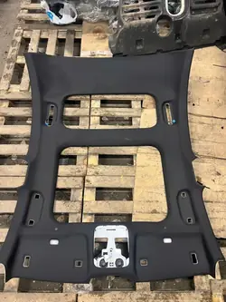 Kattopaneeli OEM A2146909600 55 Mercedes W214:lle