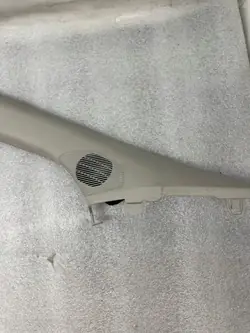 OEM 769121938R Cubierta Pilar Delantero Izquierdo Renault Trafic