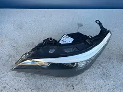 BMW E60 E61 LCI Linker Xenon-Scheinwerfer EU 7177751