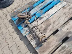 HYUNDAI I20 I LIFT 12-15 Främre vänster knuckle med stötdämpare OEM