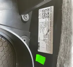 Panneau de porte arrière droit Audi OE 4Ke867306
