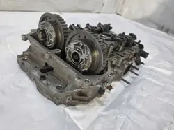 Opel Sylinterikansi OEM 9815566710 1.2 VTI:lle