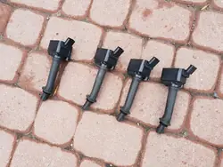 Bobina de ignição 1.6T Opel Zafira C 55595516