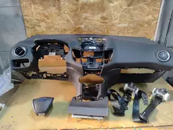 FIESTA MK7 LIFT Instrumentbrädskonsol OEM - Begagnad
