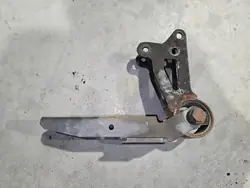 OEM 9673100129 Ohjaamon Lukon Kiinnike Atego 3 MP3