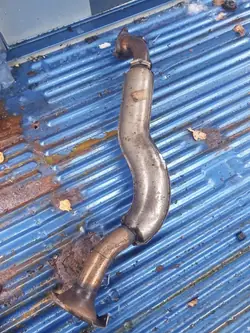 Uitlaatpijp OEM 99R voor VW Transporter T4 2.5 TDI