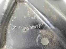 Mittlerer Teil vorderer Gurt Mercedes-Benz OEM A2126201100