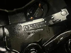 Couvercle de soupape 7571685 BMW E60 E63 E65 E53 4.4 V8 N62