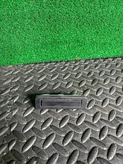 Botón apertura maletero OEM 50546578 para Alfa Romeo Giulia