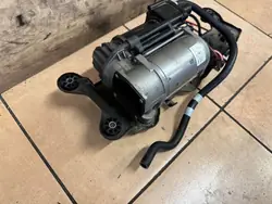 Compresseur de Suspension BMW OE OEM 6868998