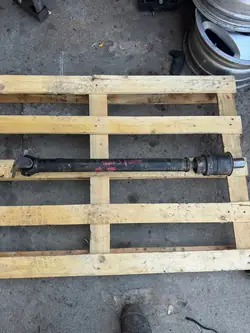 Framdrivningsaxel Mitsubishi Pajero III IV MR518285