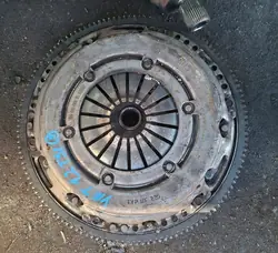 Embreagem SKODA YETI 1.2 TSI 03F141025