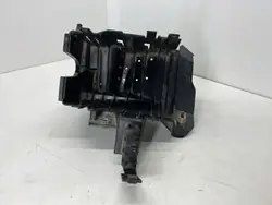 Motorstyrenhetsfäste OEM 68318605AA