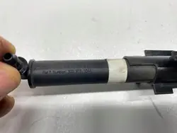 Bomba de limpiaparabris derecha VW Passat B8 2014-