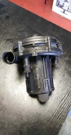 Bomba de ar secundário BMW OEM 72216640 para E46 Série 3